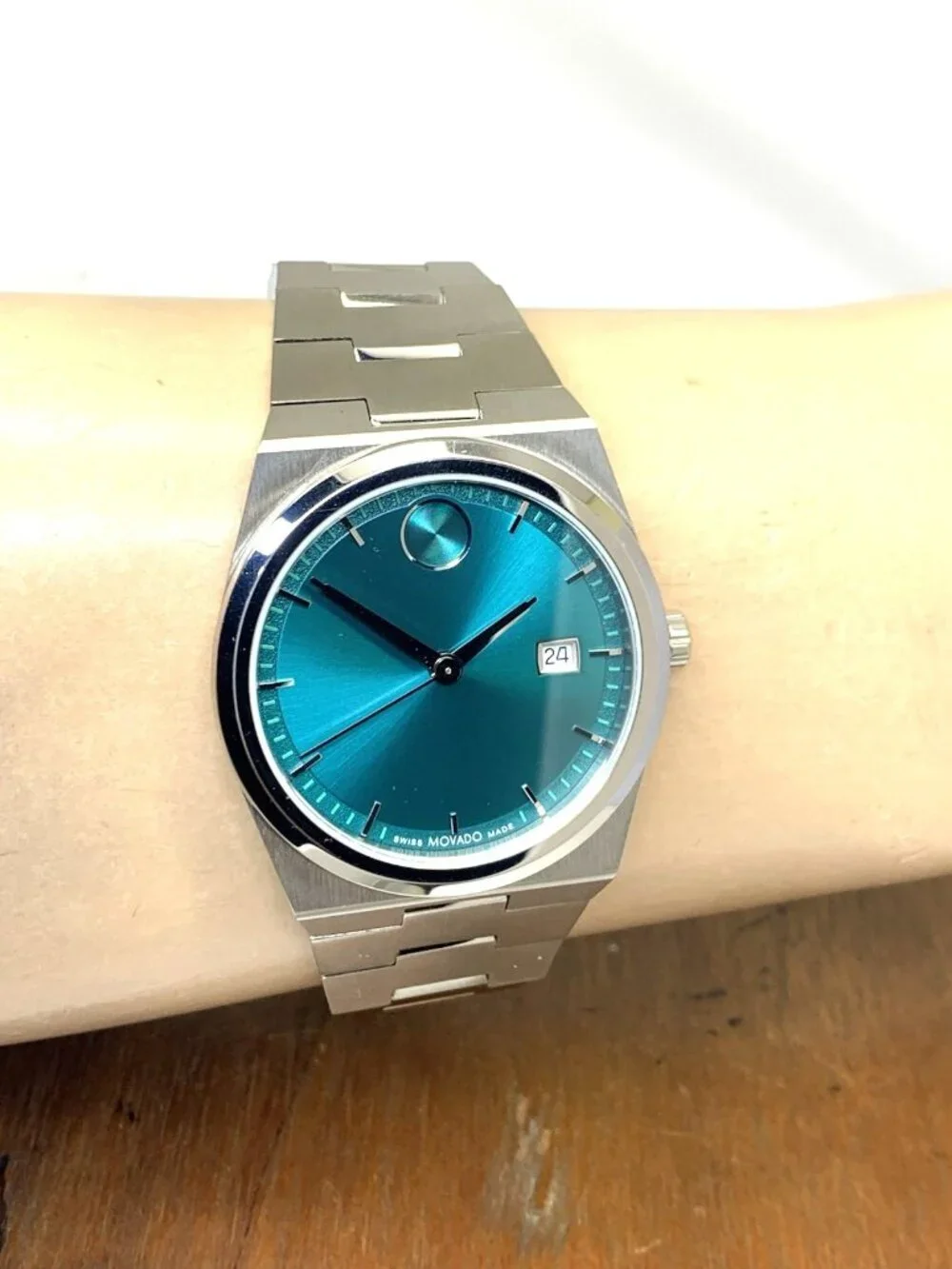 Movado Men's Watch 3601222 Bold Quest Swiss Quartz Green-Blue Silver Steel 40mm